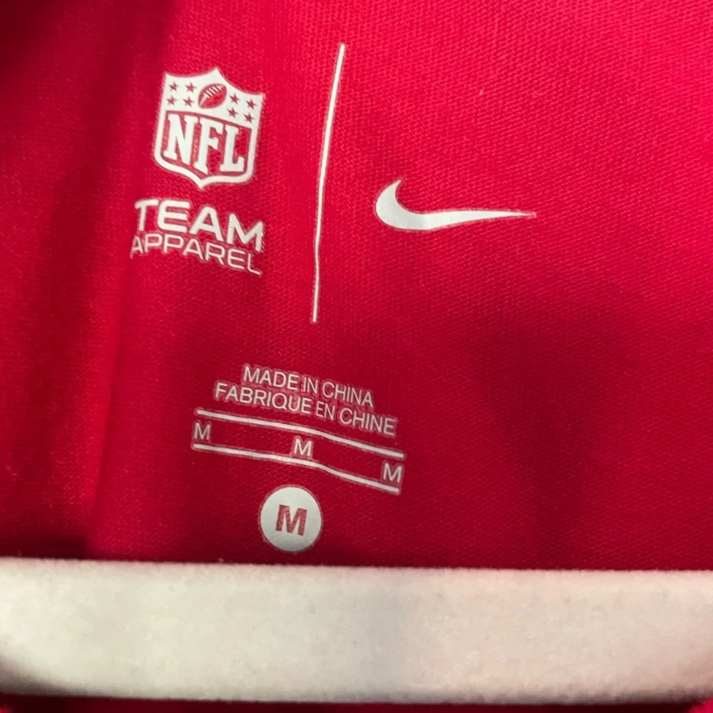 Nike- Atlanta Falcons Football T-shirt- Size Medium